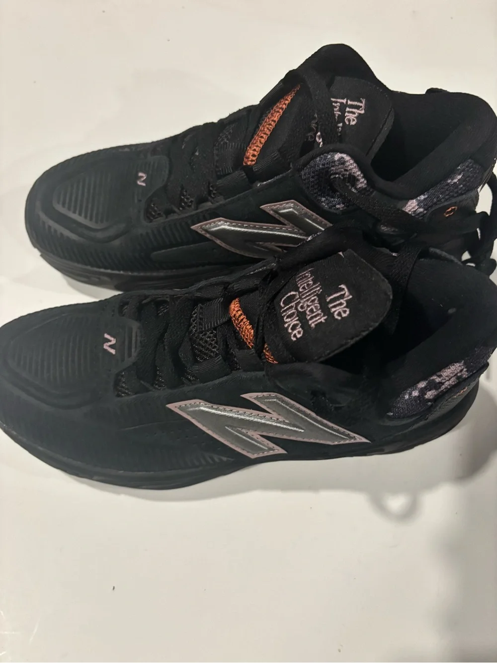 New Balance Fresh Foam BB v2 Team Tactical Basketball Shoes Men 5.5 2E Wide